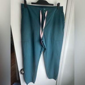 FIGS Yola Skinny Scrubs Pants